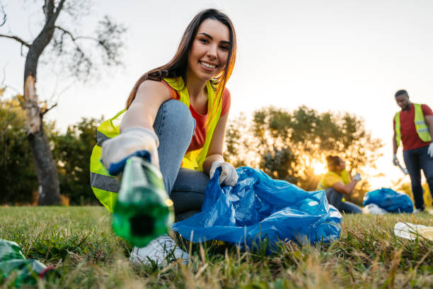 Best Commercial Cleanout Services  in Perry, MI